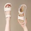 Sandalias planas romanas para mujer, nuevo modelo verano 2026, sencillas y versátiles, suela suave, cómodas para los pies, con cierre de velcro, zapatos de playa