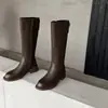 Botas de montar de moda estilo británico de 5 cm de tacón alto, nuevo modelo otoño e invierno 2026, puntera redonda, tacón grueso, botas largas hasta la rodilla para mujer