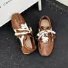 Piel de flor ~ Otoño 2026 nuevas zapatillas casual retro Forrest Gump, 4CM de altura interior que aumenta, zapatillas de entrenamiento alemanas para mujer