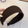 Faixa de Cabeça de Tricô Larga Estilo Retrô para Outono e Inverno para Mulheres, Estilo de Alta Qualidade para Uso Diário, Acessório de Cabelo Simples e Elegante