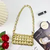 2026 Nova Bolsa de Corrente Dourada Metalizada Retrô Feita à Mão com Pedrarias e Strass Alça de Ombro Removível Transversal Moda Feminina