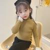 Chicas Coreanas Invierno 2025 Nuevo Suéter Ajustado de Color Sólido Camisa Base de Cuello Alto Top de Punto Moderno para Niños