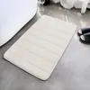 Alfombra de Piso de Vellón de Coral de Color Sólido Felpudo para Puerta de Casa Plano con Relieve Piedra Espuma con Memoria Alfombra Absorbente para Puerta Felpudo para Cocina Transfronterizo