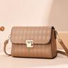 Bolso Cruzado Simple para Mujer 2024 Nuevo Patrón Lichi Bolso para Madre de Mediana Edad Compras Compras Necesario Candado Bolso de Hombro Moderno