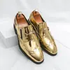 Zapatos casuales de cuero para hombre, talla grande, nuevos mocasines slip-on de comercio exterior, zapatos de charol brillante con remaches al por mayor