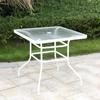 Conjunto de Três Mesas de Varanda Modernas para Uso Comercial, Combinação de Mesa e Cadeiras Brancas para Cafés, Cadeiras de Rattan para Lazer ao Ar Livre em Jardins