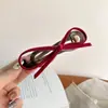Presilha de Cabelo de Veludo com Laço Torcido para Mulheres, Presilha de Linha Única de Alta Qualidade, Novo Estilo 2025, Acessório de Cabelo Elegante para a Parte de Trás da Cabeça