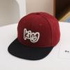 Chapéu infantil europeu e americano combinação de cores letra KING liso ao longo boné de beisebol chapéu hip-hop chapéu de sol de verão comércio exterior