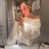 Ropa de Mujer Estilo Europeo y Americano Otoño e Invierno Nuevo Cuello Redondo Bajo Hombros Descubiertos Suéter Estilo Perezoso Suéter de Punto Holgado Top de Manga Larga