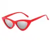 Nuevas Gafas de Sol Sexy Ojo de Gato Triangulares de Montura Pequeña Gafas de Sol Tendencia Europea y Americana Gafas de Moda Personalizadas Redes Sociales 9788