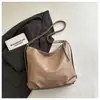Bolso de Hombro Vintage de Cuero Suave Estilo Academia Gran Capacidad Bolso Cubo Cruzado de Hombro Único Bolso Sencillo para Viajes Diarios de Mujer