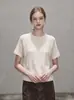 Camiseta suéter de malha de alta qualidade com mangas curtas para mulheres, outono, belo estilo casual, gola redonda, ombro normal top 25836