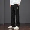 Calça Casual de Veludo Cotelê Masculina 2026 Primavera e Outono Novidade Calça de Moletom de Veludo Cotelê Solta Versátil Calça de Perna Reta Calça Longa Esportiva