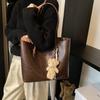 Bolso Tote Retro Relajado de Gran Capacidad 2025 Nuevo Bolso Simple para Ir al Trabajo Bolso de Moda para el Hombro/Axila Trendy