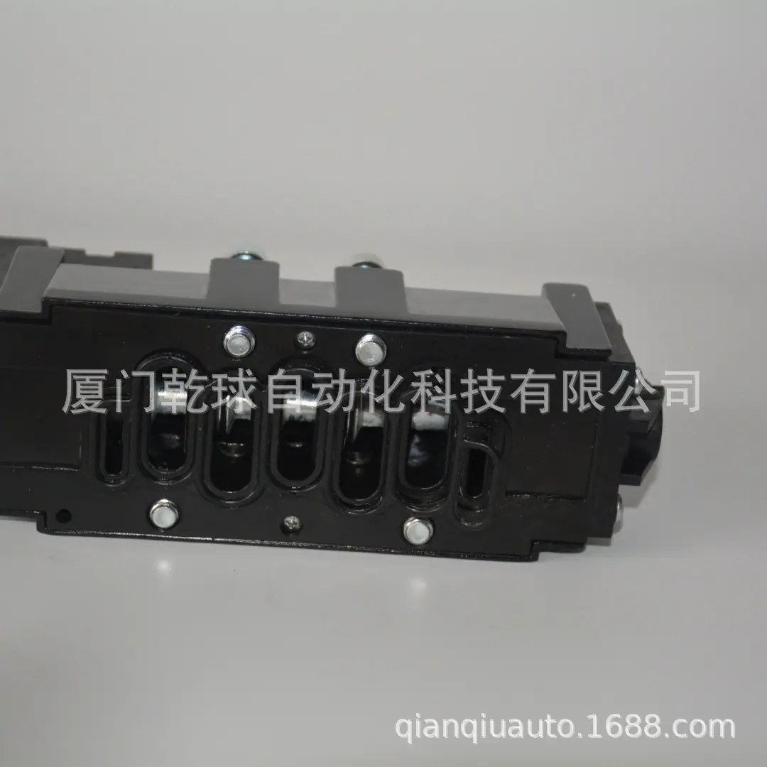 优尼尔79.jpg