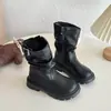 Botas de Couro para Meninas de 6-12 Anos Estilo Inverno Mais Veludo Quente Cano Alto Botas Martin Botas Curtas Antiderrapantes Infantis Estilo Coreano Botas de Cavaleiro