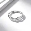Anillo de Plata de Ley S925 Damila Cruz de Zirconia Cinta de Möbius, Anillo de Diseño de Nicho de Lujo Ligero para Mujer Venta al por Mayor