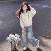 Nueva Chaqueta con Capucha para Niñas 2026, Patrón de Estrellas con Jeans, Conjunto de Moda y Versátil