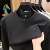Moletom de alta qualidade em Lyocell com gola redonda para homens, nova coleção outono 2026, de manga comprida, estampado, casual e adequado como camada base.