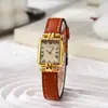 Nuevo Reloj Cuadrado Pequeño Retro para Mujer Reloj de Mujer Simple Correa Retro Romana Explosiones en Vivo de Lujo Ligero de Alta Gama