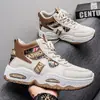 Nuevos Zapatos de Hombre para Primavera 2026 Transpirables de Caña Alta Tendencia Versátiles Suela Gruesa Casual Tipo Papá para Hombres