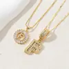 Colar Letra Inglesa Completo em Diamante Doce de Rocha Popular para Jardim de Infância Conjunto de Flores Letras de Cobre com Zircônia Banhado a Ouro Real Lote