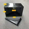 La caja de herramientas para camiones ligeros se puede añadir para ser compatible con Sinotruk Dayun y Shaanxi Automobile, y se puede instalar una caja de herramientas metálica externa.