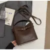 Bolso de diseño nicho coreano para mujer, nuevo bolso cubo vintage elegante, bolso de hombro y bandolera de alta gama para el día a día