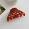 Pinza Triangular Hueca Retro Estilo Francés para Mujer, Pasador Elegante Versátil de Alta Gama, Nuevo Accesorio para el Cabello