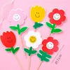 Estilo INS Coreano Lindo Decoración de Pastel Oso de Dibujos Animados Tarjeta de Feliz Cumpleaños Flor Sonriente Enchufe Vestir