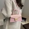 Bolso bandolera casual versátil de estilo chino con textura retro, estampado de moda y cadena moderna, bolso de hombro de estilo chino nuevo para mujer