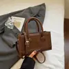 Bolso de Mano de Nicho Tendencia Estilo Coreano para Mujer 2026 Nuevo Modelo Bolso Cruzado de Lujo Ligero Bolso de Hombro de Nicho Retro de Moda Tendencia