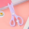 Tesoura de Plástico Fofa de Desenho Animado em Cores de Doce para Estudantes, Faca para Corte de Papel DIY, Tesoura Portátil e Segura com Ponta Arredondada