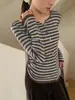 Cardigan de tricô de lã merino listrado color-blocking para mulheres 2026 Outono/Inverno Novo Gola Redonda Amigo da Pele Estilo Coreano Top Soltinho Emagrecedor