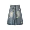 Calça jeans cropped de perna larga azul com estampa de estrelas, projetada para baixinhas, calça de verão da moda para mulheres plus size, efeito emagrecedor