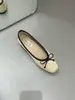 Zapatos de Mujer Temporada Primer Encuentro: Diseño de nicho con detalle de lazo, Cómodo para ir al trabajo, Colección Otoño 2026, Suela suave para mayor comodidad, Zapatos planos tipo ballet
