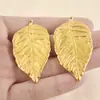 Acessórios Europeus e Americanos de Pingente de Folha de Aço Inoxidável Banhados a Folha de Ouro 18K Pingente Feito à Mão DIY Colar Pulseira Joias Estoque Pronto