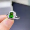Anillo de Diópsido Natural S925 Moda Exquisito Forma de Diamante Rectangular 5X7Mm Anillo Colgante Soporte Vacío Venta al Por Mayor