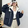 Jaqueta casual com capuz color block de alta qualidade para mulheres, 26 novos estilos primavera/outono, corte solto para figuras petites, jaqueta que rejuvenesce para o início do outono