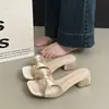 Chinelos Femininos com Laço para o Verão, Novos Saltos Altos Estilo Francês de Conto de Fadas para Roupas de Noite, Combinados com Saias, Saltos Grossos