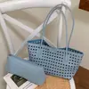 Bolsa de Hombro Cruzada de Verano 2026 Estilo Nuevo Tejida Hueca de un Solo Hombro Gran Capacidad Bolso de Mano Casual para Viajes Diarios para Mujer