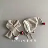 Lindo Conjunto de Bufanda y Gorro con Protección Auditiva Briquette para Niños y Niñas Otoño e Invierno Felpa Gruesa Cálida Gorro con Cordones