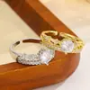 Anillo Abierto Estilo Ins con Corona de Circonita para Mujer, Chapado en Cobre en Plata u Oro, Disponible en Color Dorado, Anillo Abierto de Diseño Único