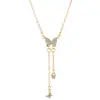Collar de Mariposa con Perlas Ins Explosivo Lujo Ligero Versátil para Mujer Cadena de Clavícula de Alta Gama Moda Distintiva Verano