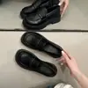 Mocasines Británicos sin Cordones para Mujer, Tacón Grueso Versátil, Punta Redonda, Adecuados para Ir al Trabajo y Uso Diario, Zapatos Pequeños de Piel, Nuevo Modelo para Primavera y Otoño 2026