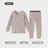 Conjunto de ropa interior térmica para niños, capa base sin costuras forrada de forro polar de grado A para niñas, ropa de otoño antibacteriana 7A para niños (arriba y abajo)