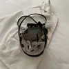Bolsa pequena de bolinhas popular deste ano para mulheres 2026 nova bolsa transversal estilosa e versátil bolsa de saco requintada com cordão atacado