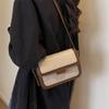 Bolsos Pequeños de Moda para Mujer Este Año 2026 Nuevo Bolso de Hombro Cruzado Versátil de Verano Popular Bolso Cuadrado Pequeño Acolchado Texturizado