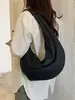 Bolsa Mensual de Gran Capacidad de Comercio Exterior Bolsa de Media Luna para Mujer Estilo Nuevo 2026 Bolso de Hombro Único de Cuero Suave Bolso Casual para Viaje y Commute Bolso de Empanada