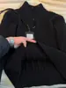 Suéter masculino de tricô trançado estilo americano com zíper parcial, para o inverno, de alta qualidade, corte relaxado, tricô grosso, gola alta, peça de outer wear estilo "old money"